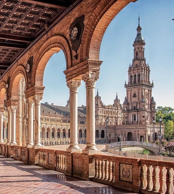 KT - A square in Spain