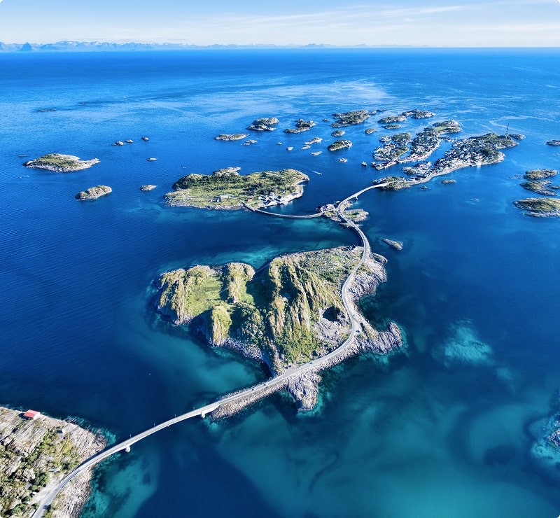 KT - Bridge between island