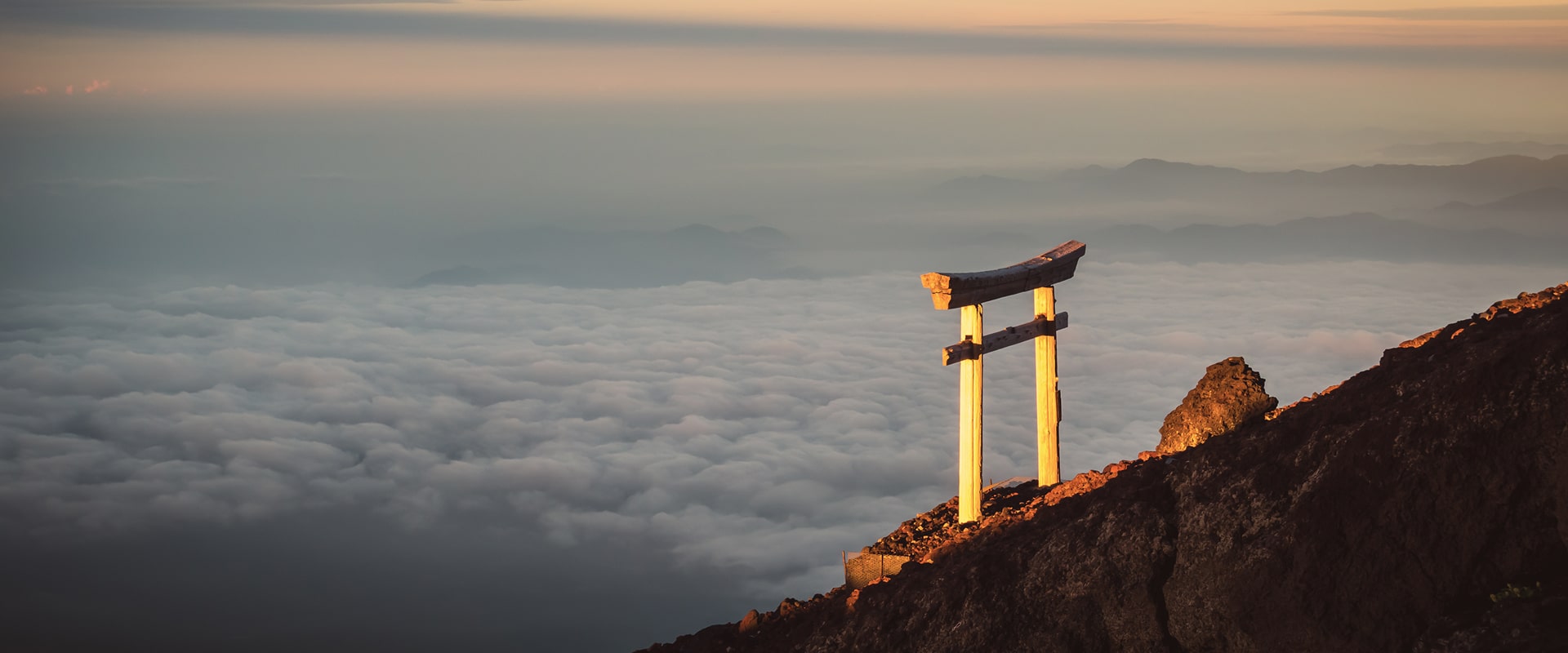 KT - Photo of a Japan shrine