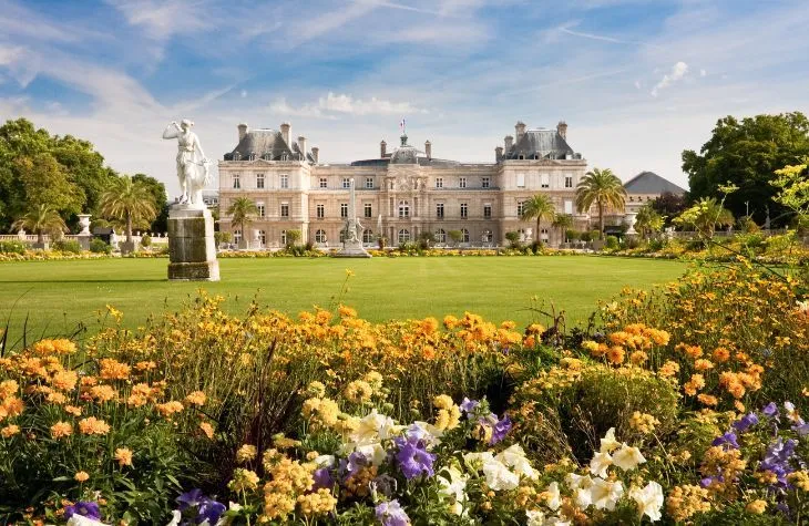 2-luxembourg-green-body