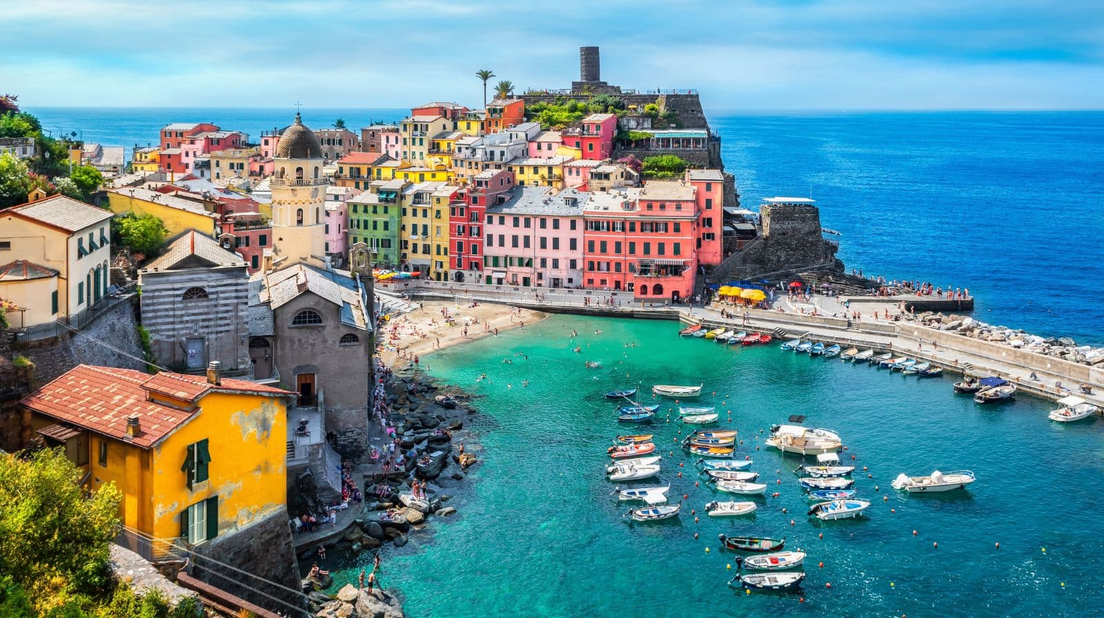 Colourful buildings of Vernazza village, Cinque Terre, Liguria, Italy