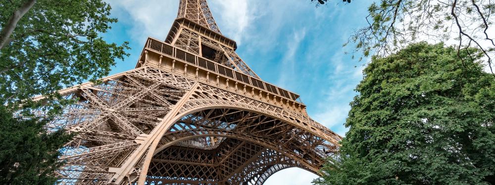 KT - Destinations - France - Image under Eiffel Tower