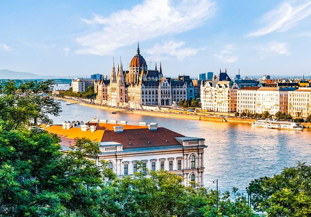 KT - 目的地 - 匈牙利 - 宏偉建築特寫圖像