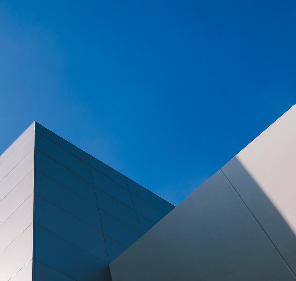 KT - Photo of a rectangular building